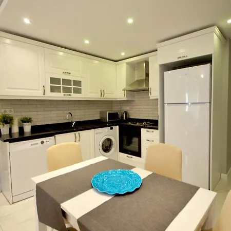 Cleopatra Beach Luxury 4 In Hygienic Condition *