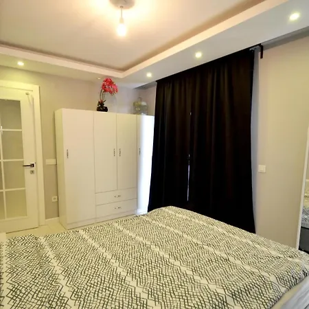 Cleopatra Beach Luxury 4 In Hygienic Condition * ألانيا